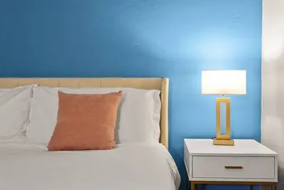 Image de Lux Bed Stylish 2b Oldtown Scottsdale Free Parking