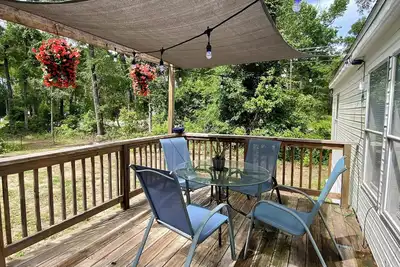 Image de Parks, Springs, Nature getaway 3-bedroom mobile home WiFi, Ac in l Fort White