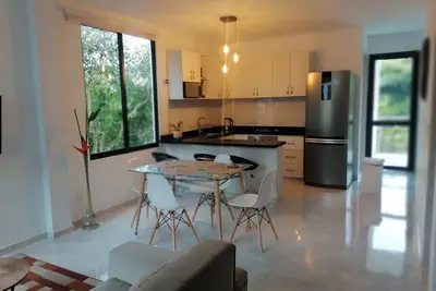 Image de Three-bedroom country deluxe apartment with jacuzzi and balcony with a view.