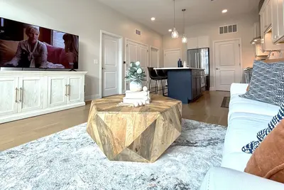 Image de Bridge Park ~ Dublin 1br/1ba Wonderfully Decorated