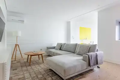 Image de Blueground | Santo António, Ac, balc, nr castle