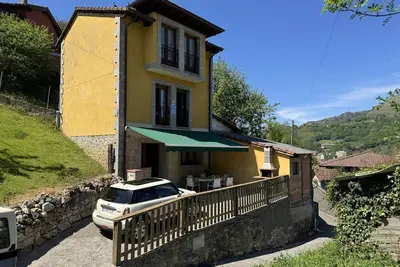 Image de Marisa House in Cangas de OnĂs