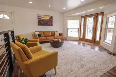 Image de Entire House Between Zion & Bryce!