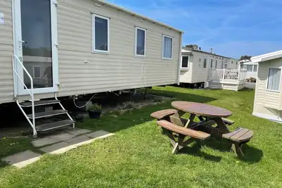 Image de Caravan 163 sleeps up to 8 guests