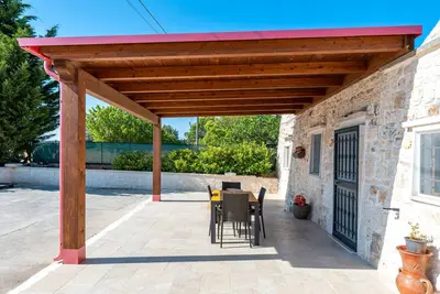Image de Trullo 'Rudy' avec terrasse privée, Wi-Fi et climatisation
