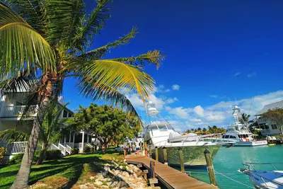 Image de Family Getaway: 4br Sanctuary Villa, Steps from Pools & Lagoon