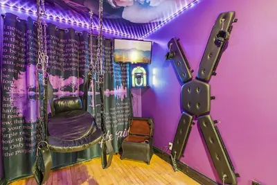 Image de Mke Pleasure Paradyz - Bdsm - Adult Themed Cottage