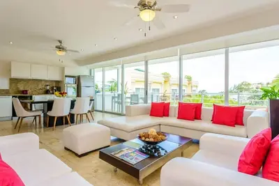 Image de Steps to Beach and 5th Ave, Resort Amenities