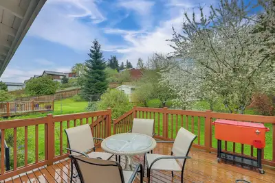Image de 7 Mi to Dtwn: Pet-Friendly Abode in Seattle!