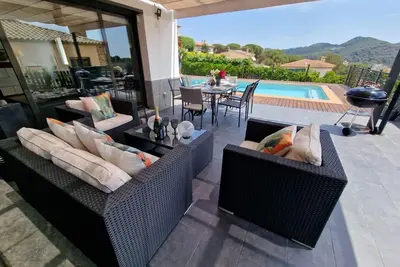 Image de Club Villamar - Magnifique villa spacieuse pour 10 personnes avec plusieurs terrasses, une piscin. . .