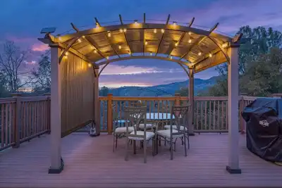 Image de Sunset Lookout Mountain villa, Meadows, Gazebo
