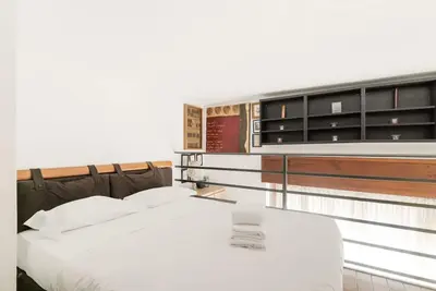 Image de Welcoming Ground-Floor Apartment with Loft