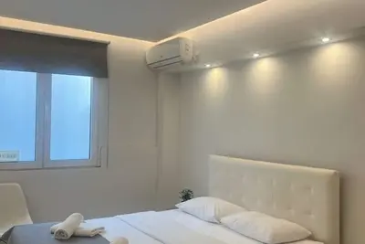 Image de Purple- Lux studio 2  from metro Petralona