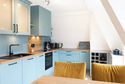 Image de Central, spacious penthouse apartment, elevator, south-facing balcony, for 6 people + dog
