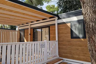 Image de Relax in a Modern, Pet-Friendly Coastal Getaway in delightful Biograd na Moru!