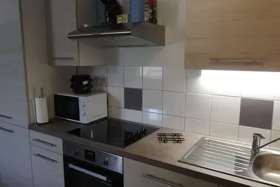 Image de Gîte accueillant pour 2 personnes avec animaux, au-dessus du restaurant, à Vouécourt, près de Chaumont