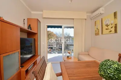 Image de Charmant appartement à 300m de la plage avec climatisation et parking