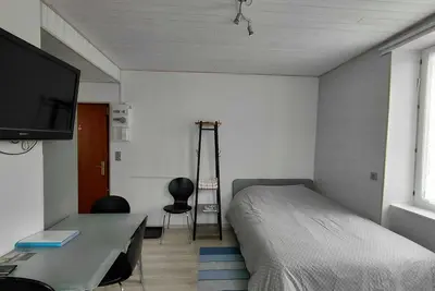 Image de Studio meublé rénové proche Hyper Centre - Résidence La Fresnaie