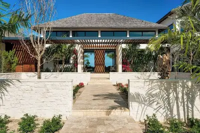 Villa Lima, Sea View Paradise in Turks & Caicos