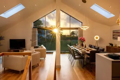 Image de Eden Rest - Stunning New 5 Bed home w/Sea Views