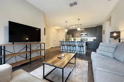 Image de Central Tampa 2 Br with Resort-Style Amenities