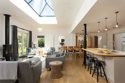 Image de Stunningly Spacious Farm House + Annexe - 7 Beds
