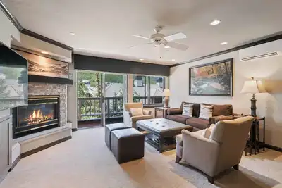 Image de Saint James Place 206 3br