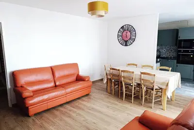 Image de Appartement 3 chambres à Sedan à 5 minutes du plus vaste château fort d'Europe.