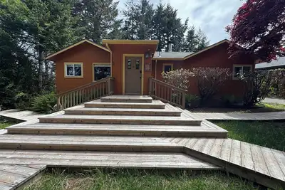 Image de Home on South Slough