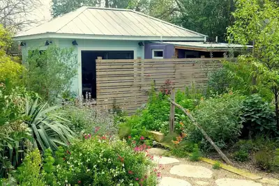 Image de Gorgeous Zilker Guesthouse + Stunning Garden + Private Patio