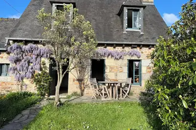 Image de Maison de Charme à Loguivy de la Mer – Jardin et Terrasse À Deux Pas des Plages