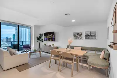 Image de Experience Miami Vibes in the Heart of Downtown