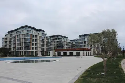 Image de Cozy 2-bedroom apartment in peaceful Nardaran with WiFi, Ac