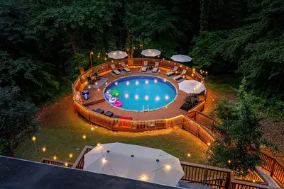 Image de Atl Cascade Oasis - Heated Pool, Hot Tub, Arcades, Pool Table, 3900sqft, 10 beds