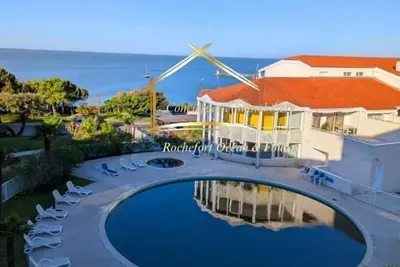 Appartement vue mer et piscine privative