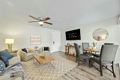 Image de Spacious and Stylish Apartment | At&T Stadium