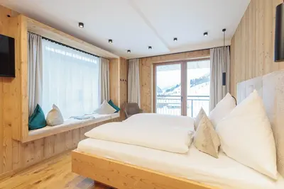 Image de Appartement 'Mountain Suite Nr°103' avec vue sur les montagnes, jardin partagé et Wi-Fi