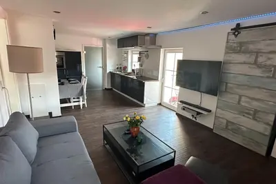 Appartement \"Josef\" avec vue sur les montagnes, terrasse privée et Wi-Fi