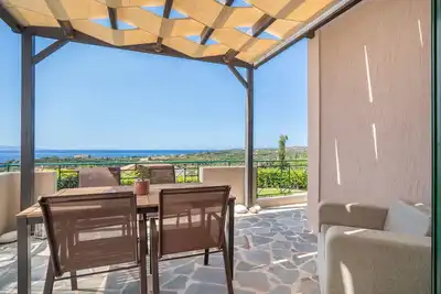 Image de Appartement 'Eurydiki' avec vue sur la mer, Wi-Fi et climatisation