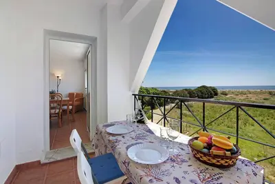 Image de Appartement 'Sea and Sky' avec vue sur mer et balcon