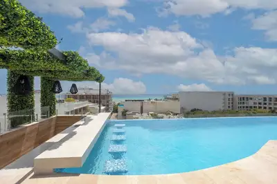 Image de Ocean View Rooftop Pool, King Bed, Beach 3 Blocks
