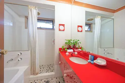 Image de Spacious 4br Home Quiet Street Great Location
