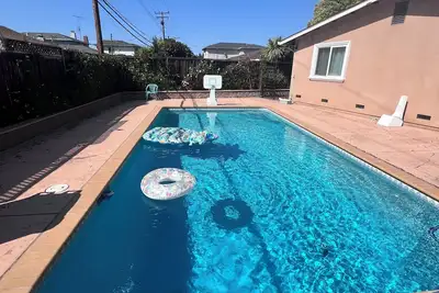 Image de Charming 4-bedroom house with Sparkling Pool in serene Santa Clara