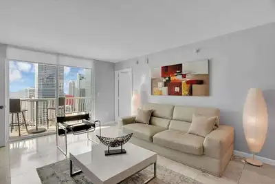 Image de Beautiful Apt -Ocean View -Pool & Gym