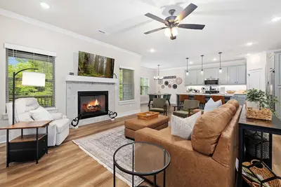 Image de Discoverer - Ozark Mountain Retreat - Pets Allowed