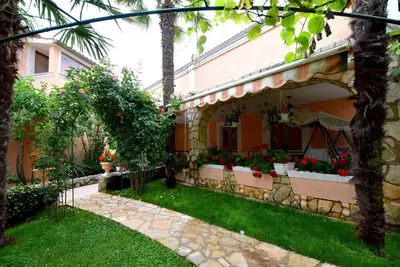 Image de Maison de vacances Malinska pour 1 - 6 personnes avec 3 chambres Ă coucher - Maison de vacances