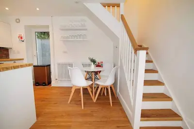 Image de Tucked Away, Beach Access Sleeps 4