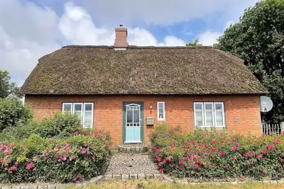 Image de Das Puppenhaus - fireplace, terrace, sauna, bathtub, dog allowed, rural