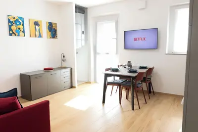 Image de Vrenozi Home *2km HighwayA21/Private Parking