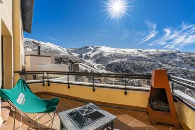 Image de Holiday apartment \"Atico 10 G\" near slopes with private terrace Wi-Fi (Free), parking space (Free), parking space